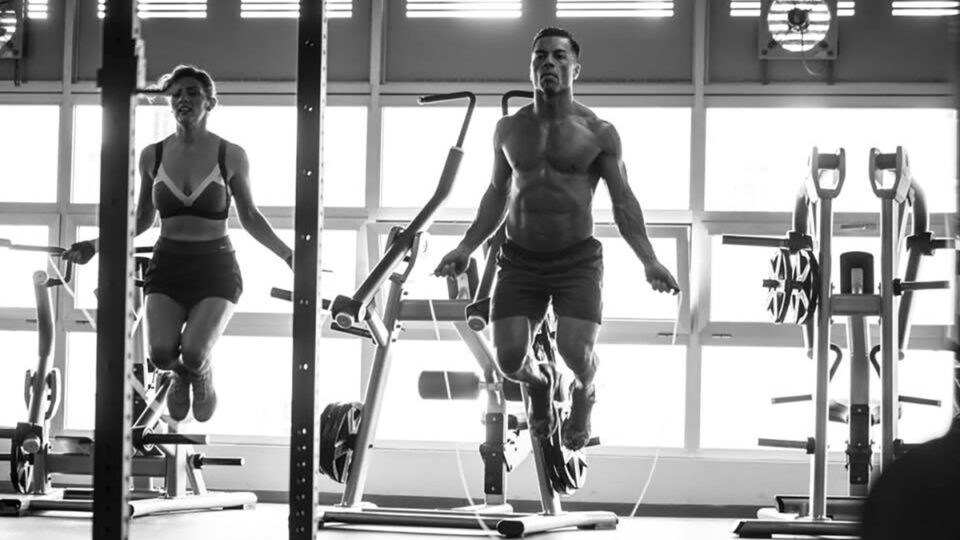 Ejercicios en el gimnasio 7 Fitness